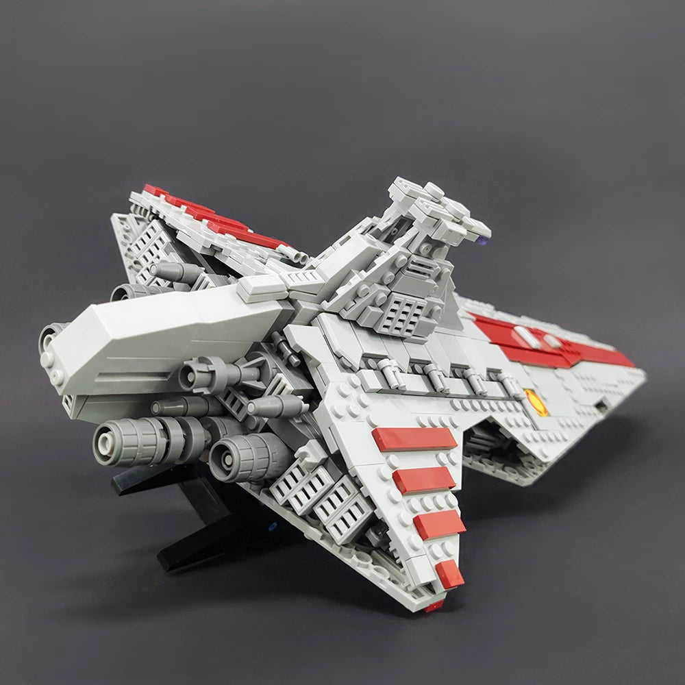 EZ 67106 JIESTAR High-tech Moc Venator Attack Cruiser Fighter Destroyer Brick Technical Model Building Star Blocks Space Ship Toys