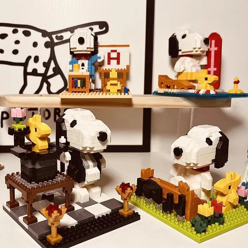 EZ Snoopy Diamond Building Blocks Assembly Street View Model Character Scene Dog Mini Bricks Figure Toys For Christmas Gifts