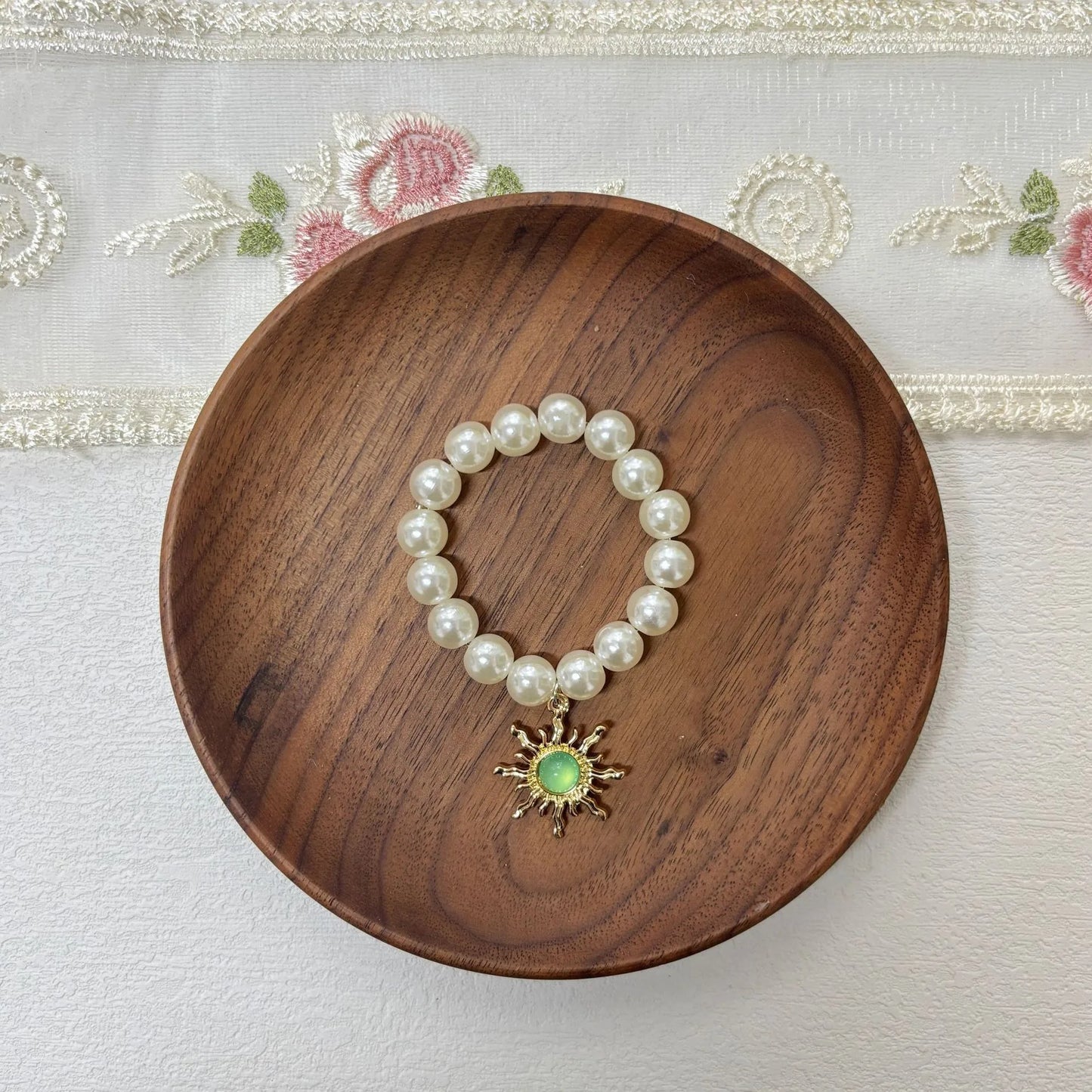 EZ 17cm Labubu Macaron Sitting Party  Ornament DIY Cute Cartoon Plush Pendant Pearl Necklace Chain Alloy Accessory  Labubu Outfit