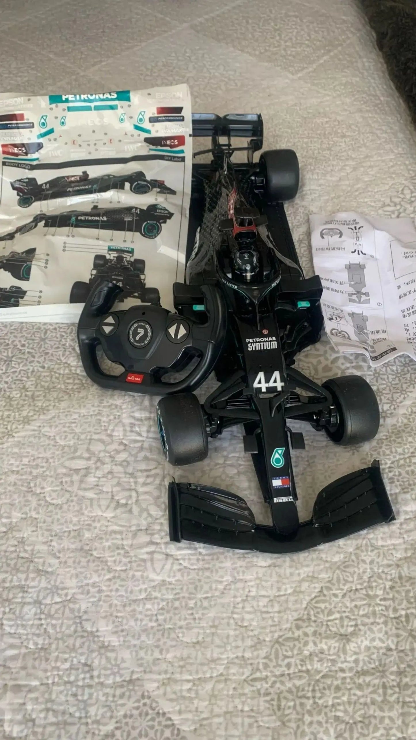 EZ Electric Racing RC CAR Model F1 Super CAR Model Collection Toy Electric Children's Remote Control Toy Gift