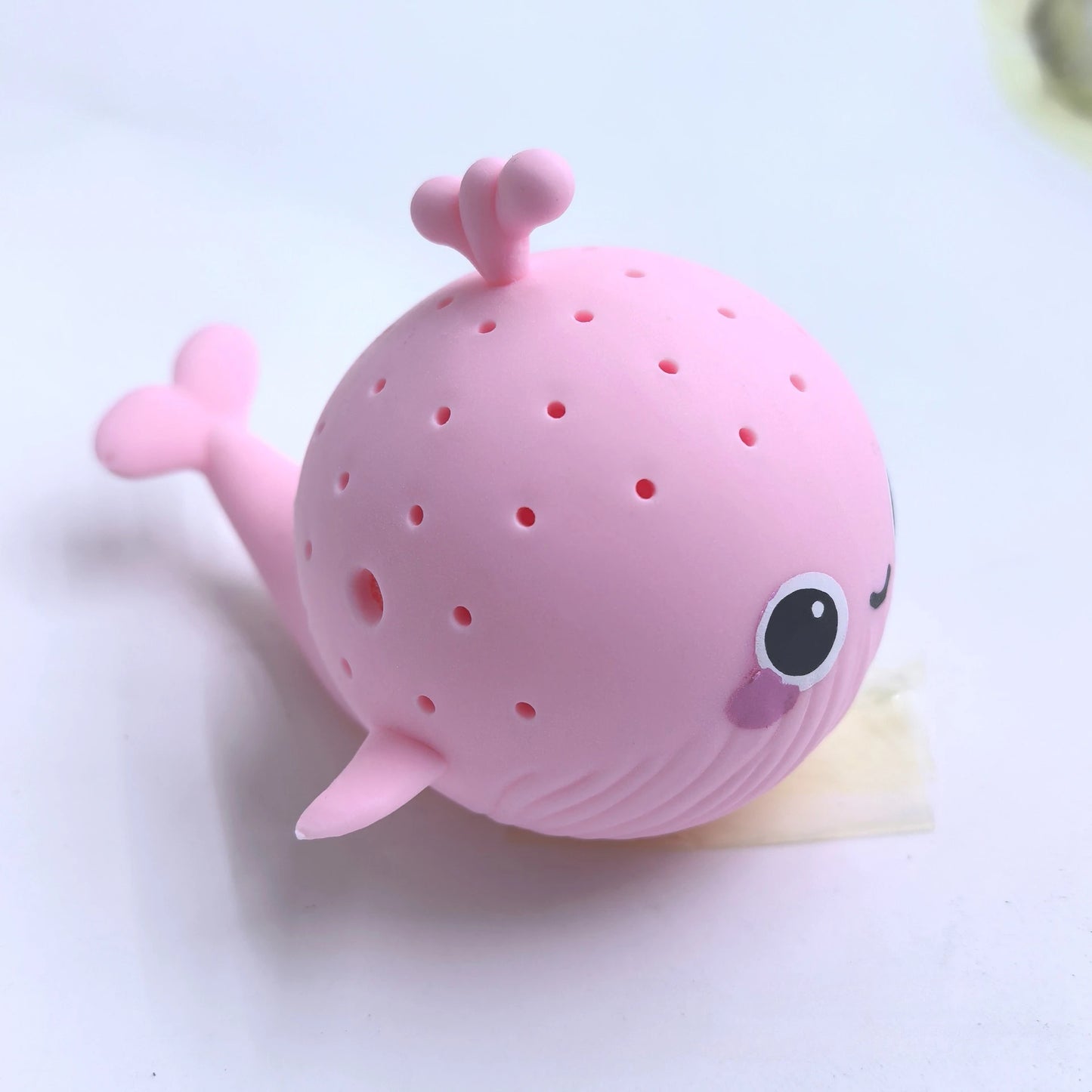 EZ Baby Bath Toys Sponge Water Absorbing Whale Squeezing Stress Relief Toys Summer Swimming Play Water Toy for Children Squishy Kid