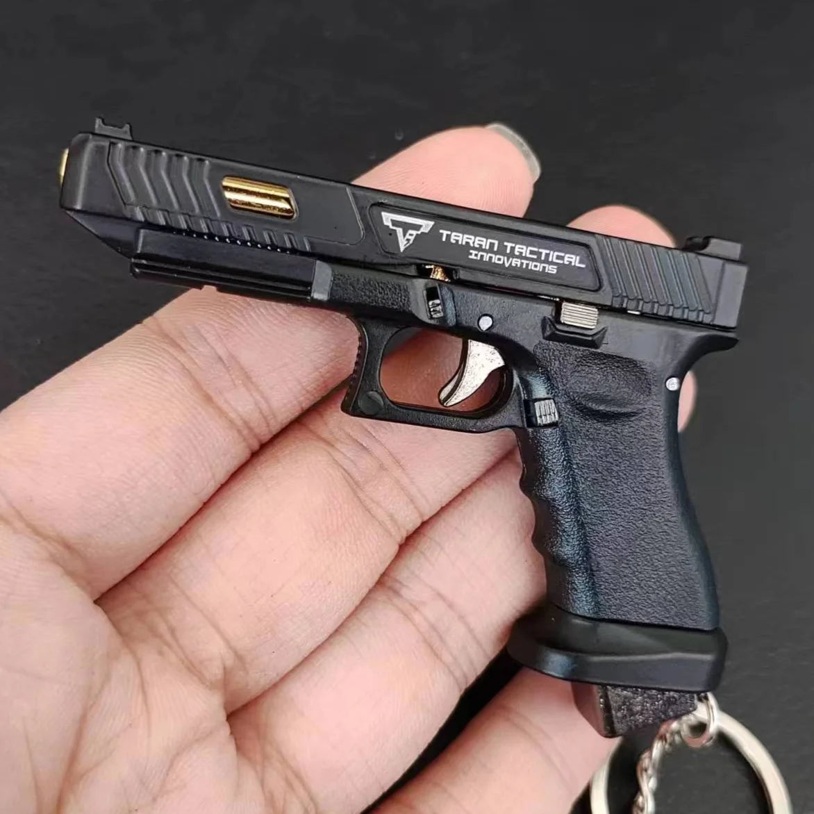 EZ 1:3 Semi Alloy G34 TTI Pistol Model Keychain Disassemble Mini Gun Toy Craft Bag Pendant for Chlidren Adults