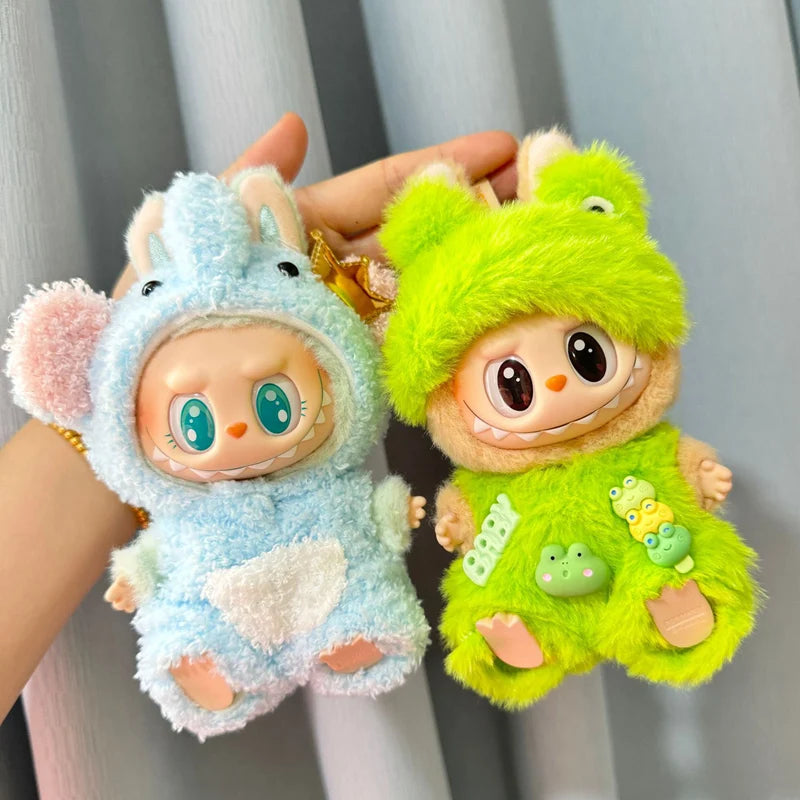 EZ 17cm Labubu Doll Clothes Pink Pig Jumpsuit Clothing Set Baby Pendant Clothes Green Frog Onesie Clothes Replacement Trend Gift