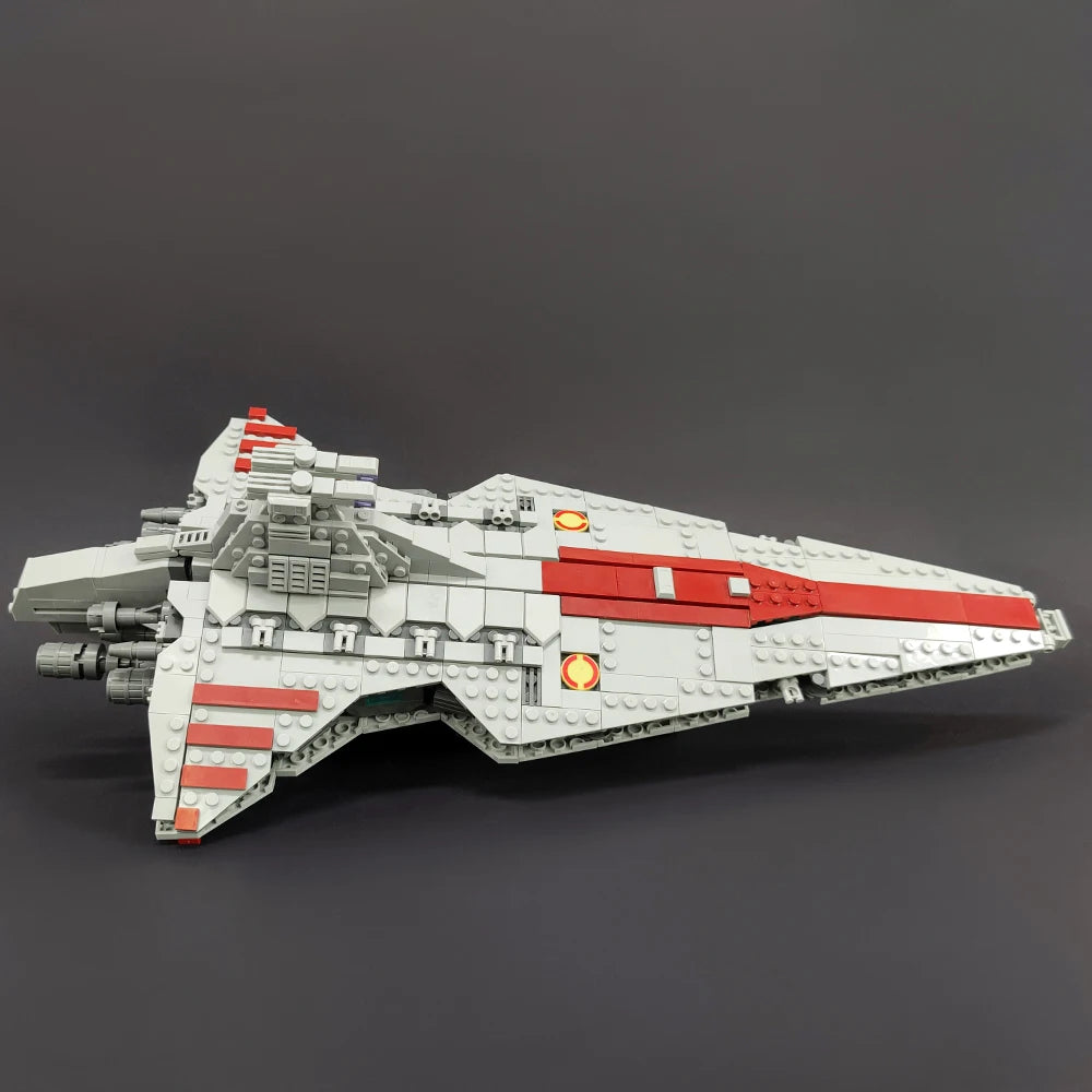 EZ 67106 JIESTAR High-tech Moc Venator Attack Cruiser Fighter Destroyer Brick Technical Model Building Star Blocks Space Ship Toys