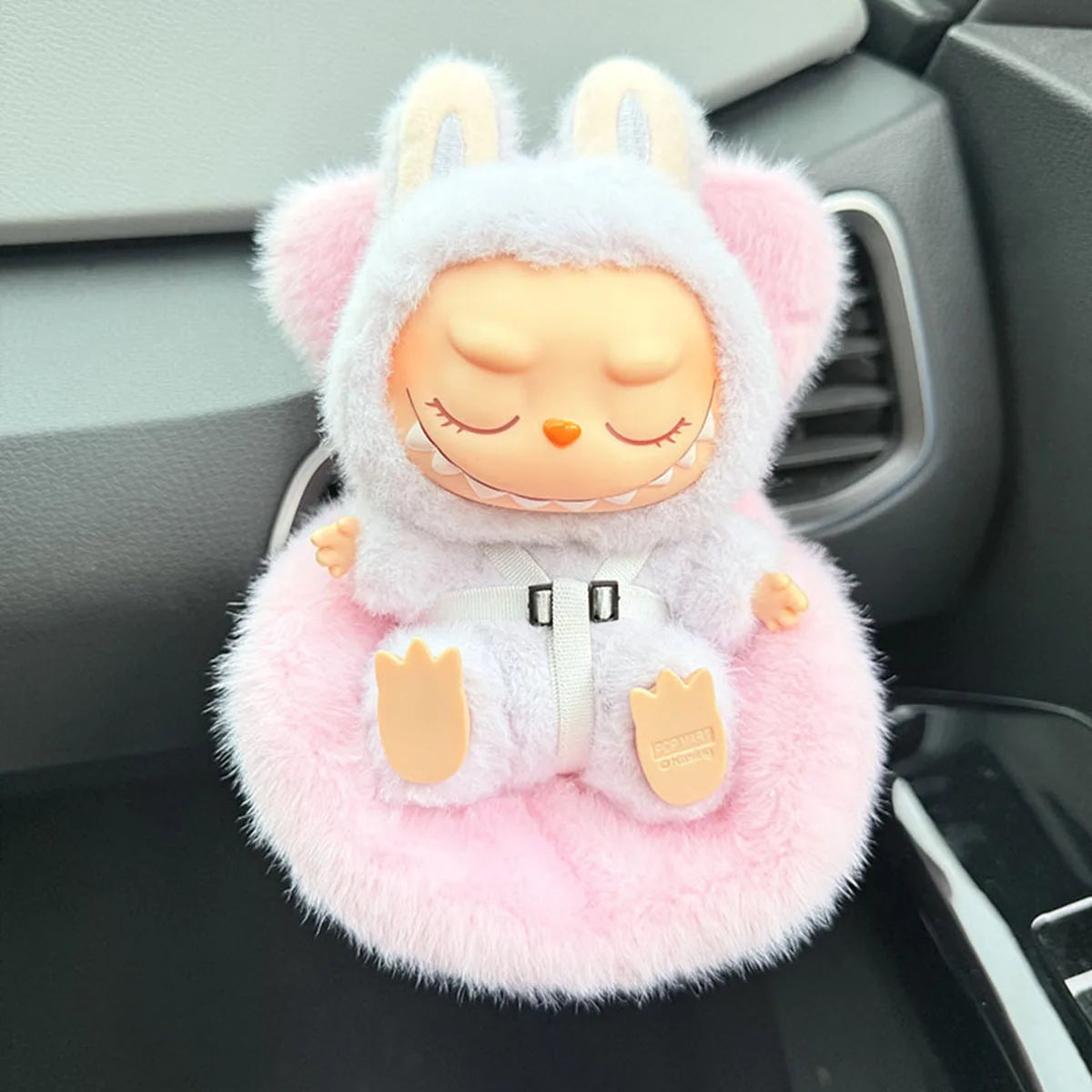 EZ Mini Cute Car Safety Seat Car Air Outlet Decoration Car Interior Decoration Ornament Suitable for 17cm labubu Dolls