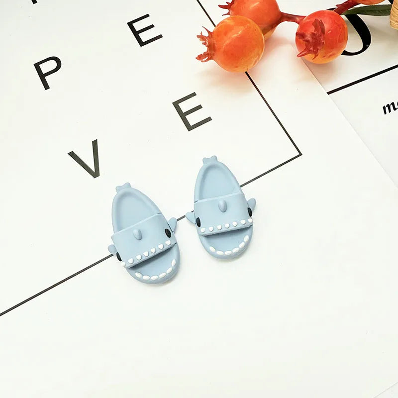 EZ 1 Set Hawaii Original Luxury Clothes for Labubu V1 V2 Cute Shark Duck Shoes Shirt Pants Glasses Beach Clothes Suit for Labubu
