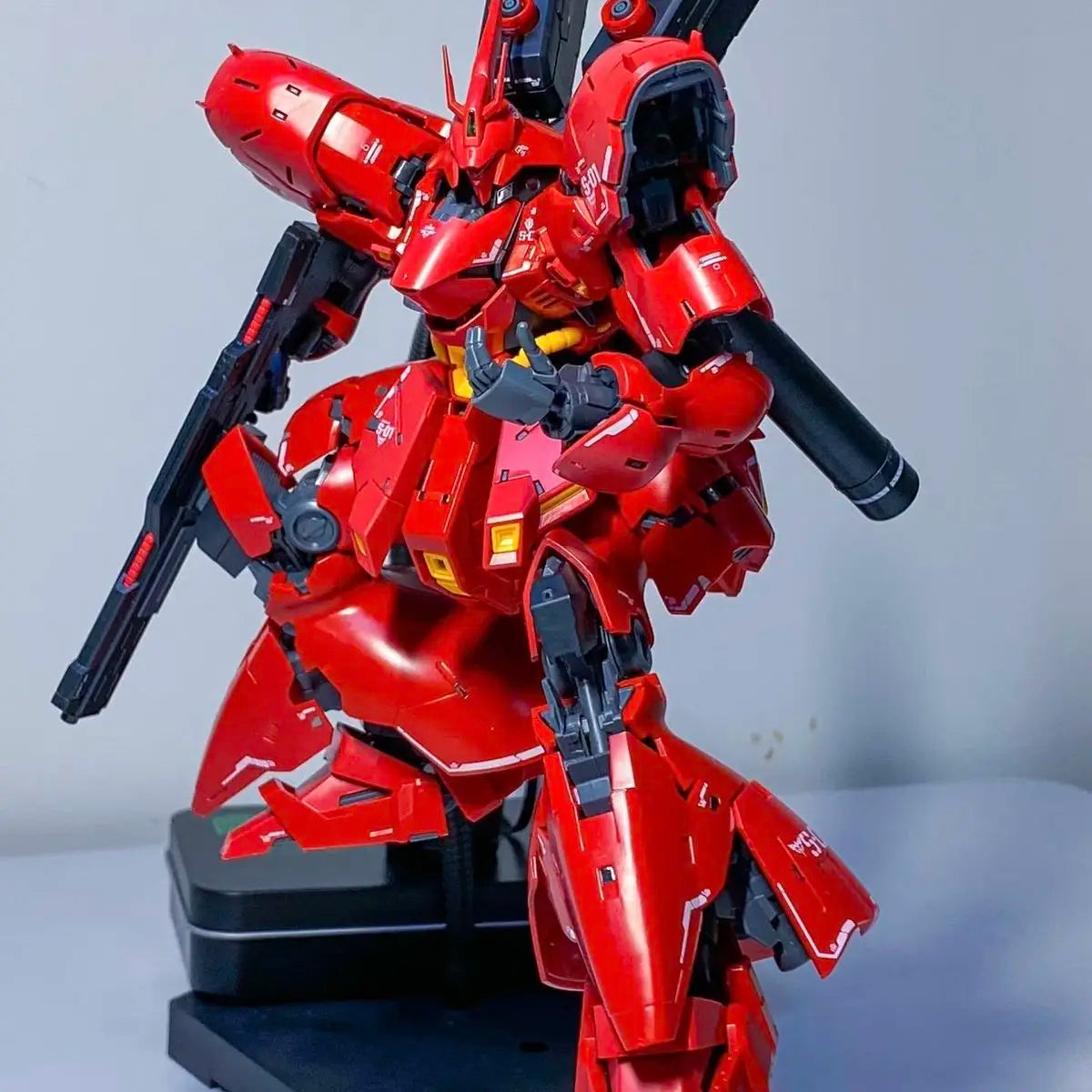 EZ SIHAI model RG 1/144 Assembly Model Kit MSN-04 Sazabi Action Figure Robot Plastic Model robot toy gifts