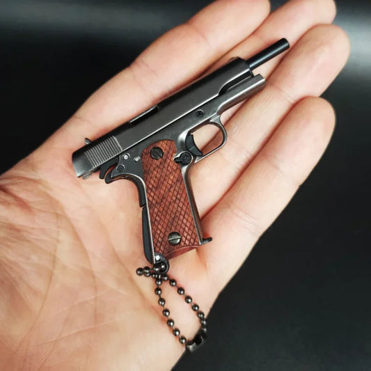 EZ 1:3 Scale Alloy Colt 1911 Pistol Mini Gun Metal Keychain 1911 Pistol Keychain Fidget Toy PUBG Gun Gift Pubg Decoration Toys