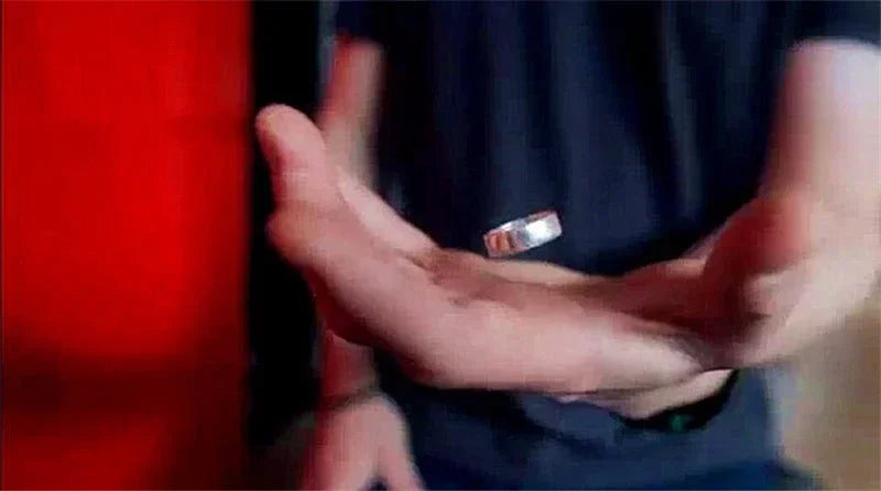 EZ Floating Ring Magic Tricks Play Ball Pen Floating Effect Of Invisible Suit Powerful Magic Props Close Up Stage Props Gimmick