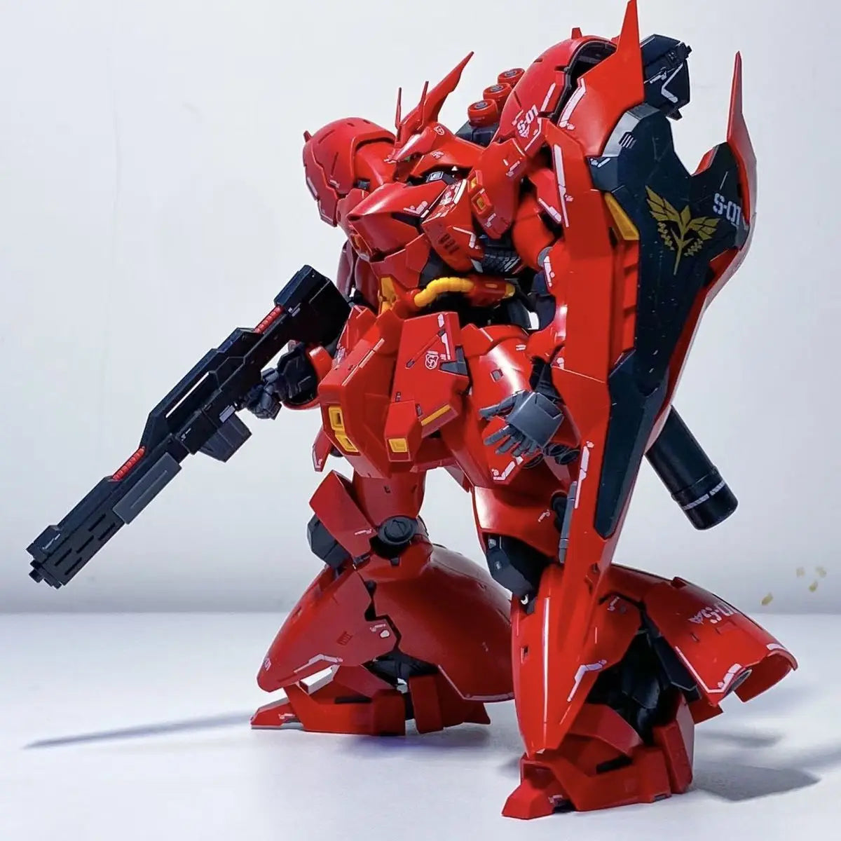 EZ SIHAI model RG 1/144 Assembly Model Kit MSN-04 Sazabi Action Figure Robot Plastic Model robot toy gifts