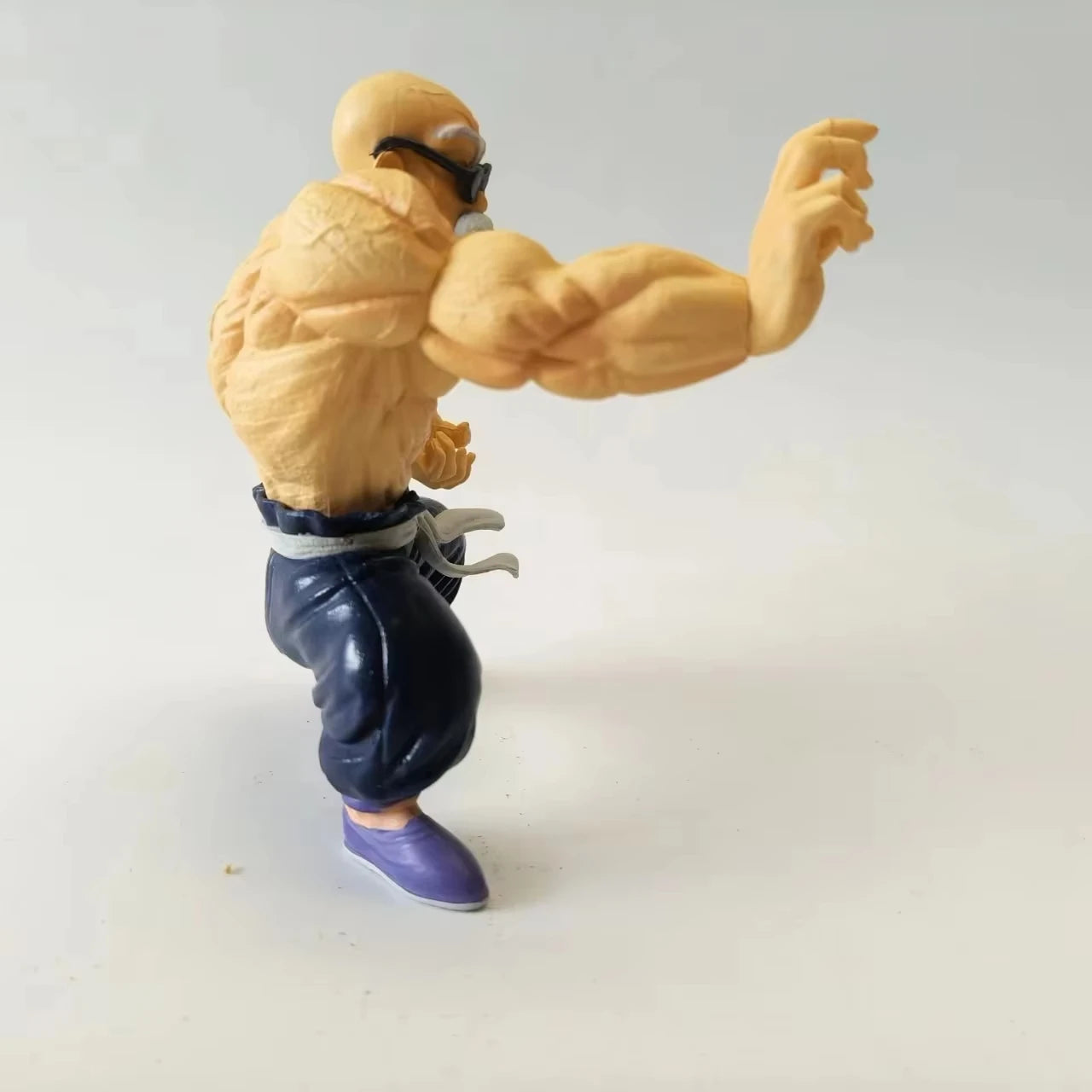 EZ New Anime Dragon Ball Figure Master Roshi Action Figure Muscle Strengthening Form Toys Gifts PVC Model Collectible Ornament