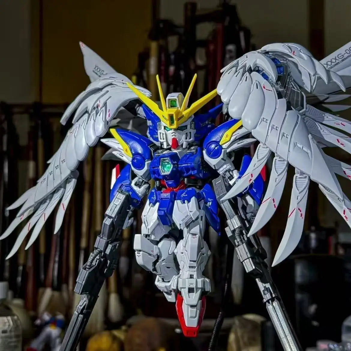EZ GL MODEL MGSD Wing Snow White  Xxxg-00ysw  Assembly Model Kit Wing Zero EW XXXG-00W0 Robot Action Figure Plastic Model Kits Toys