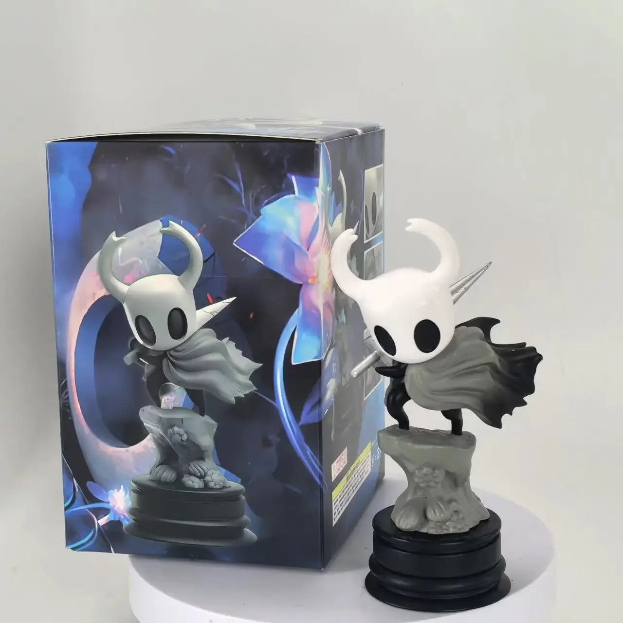 EZ Aixlan Q Version Hollow Knight Figure Hollow Knight 11cm Wholesale PVC Action Figure Amine Christmas Gift Collectible Figurine